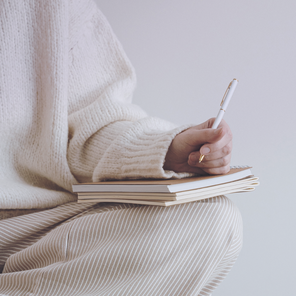 Sistemas em Notion personalizados para gestão de bastidores de negócios